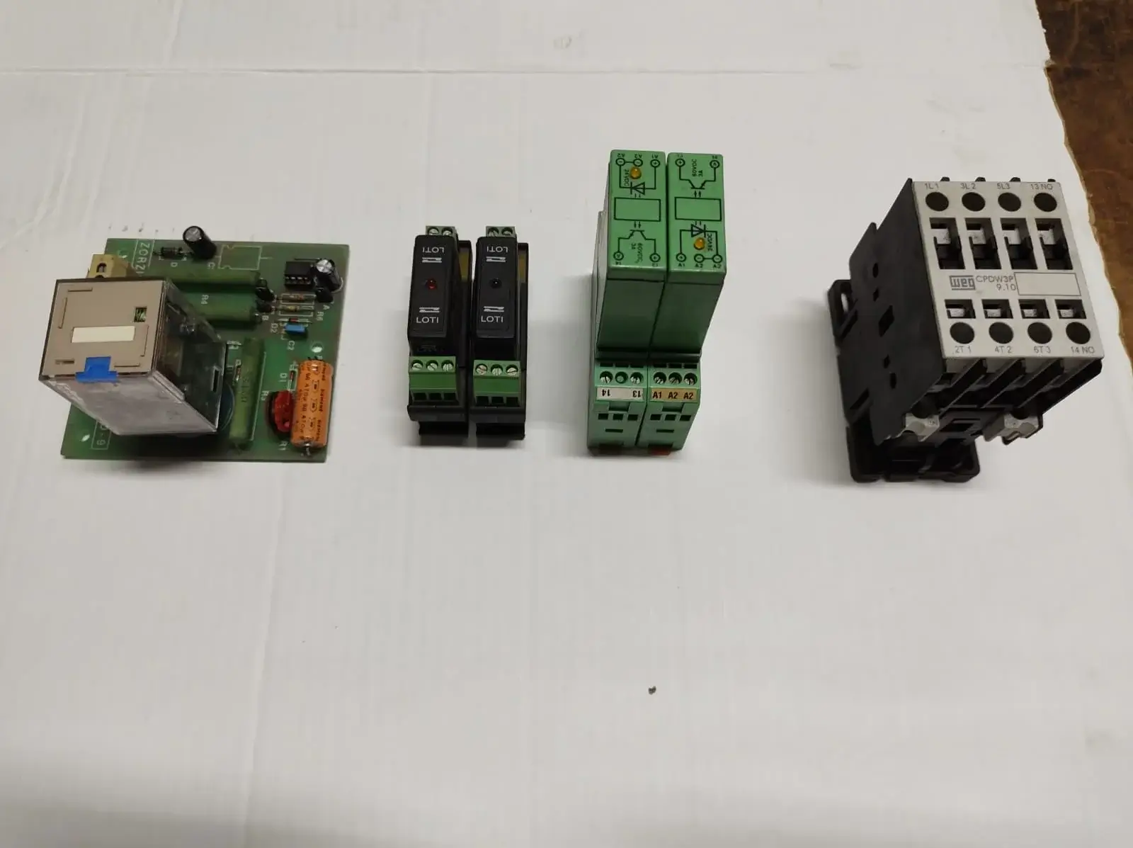 Relés Elétricos: entenda o funcionamento e importância na automação industrial