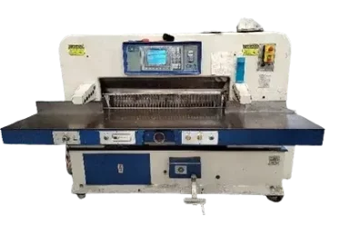 Assistência técnica de guilhotina industrial: como saber a hora de fazer a manutenção